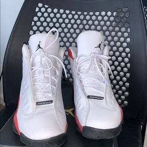 air jordan red and white 13s